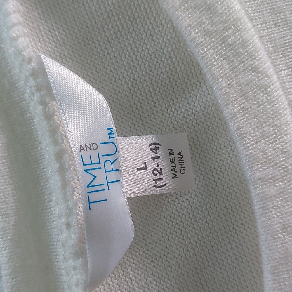Time and Tru long puffy sleeve embroidered sweater